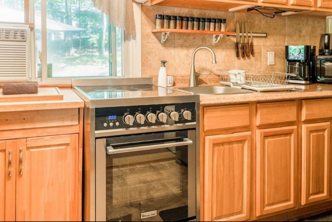 Pocono Cabin With Private Pool At Shawnee Mtn Восток Страудсберг Экстерьер фото