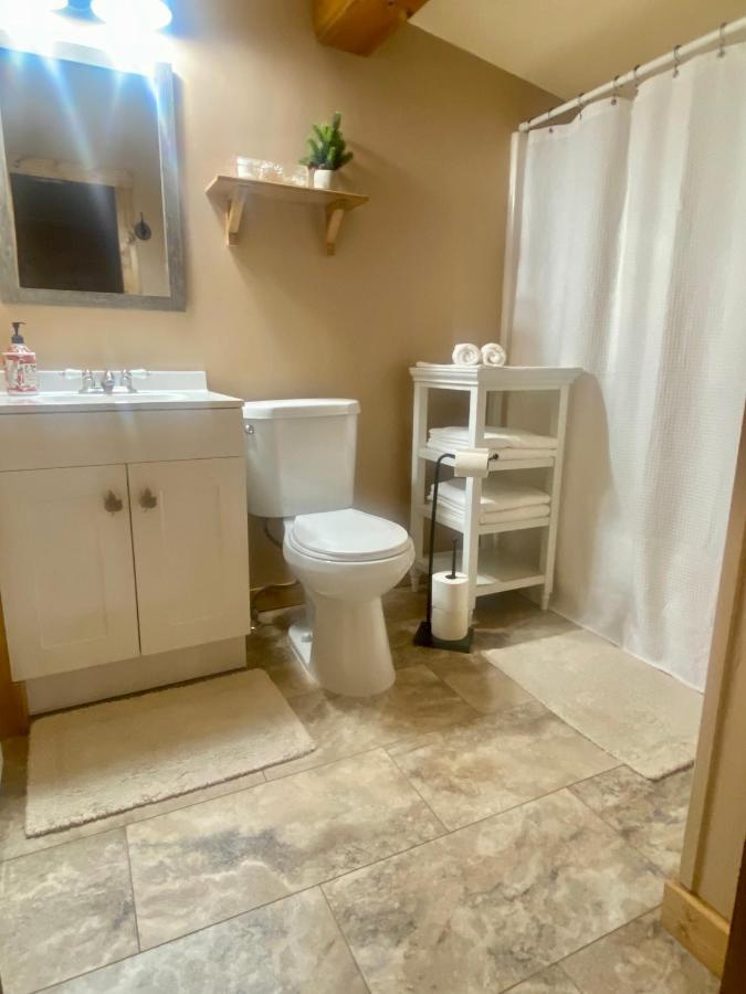Pocono Cabin With Private Pool At Shawnee Mtn Восток Страудсберг Экстерьер фото